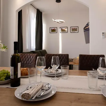 Lume Capi Apartman *